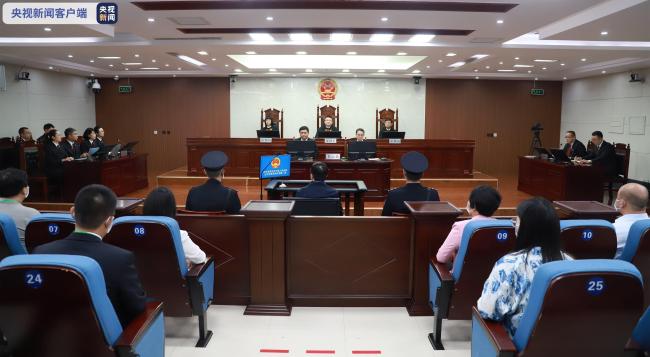重庆市原副市长邓恢林一审被控受贿4267万